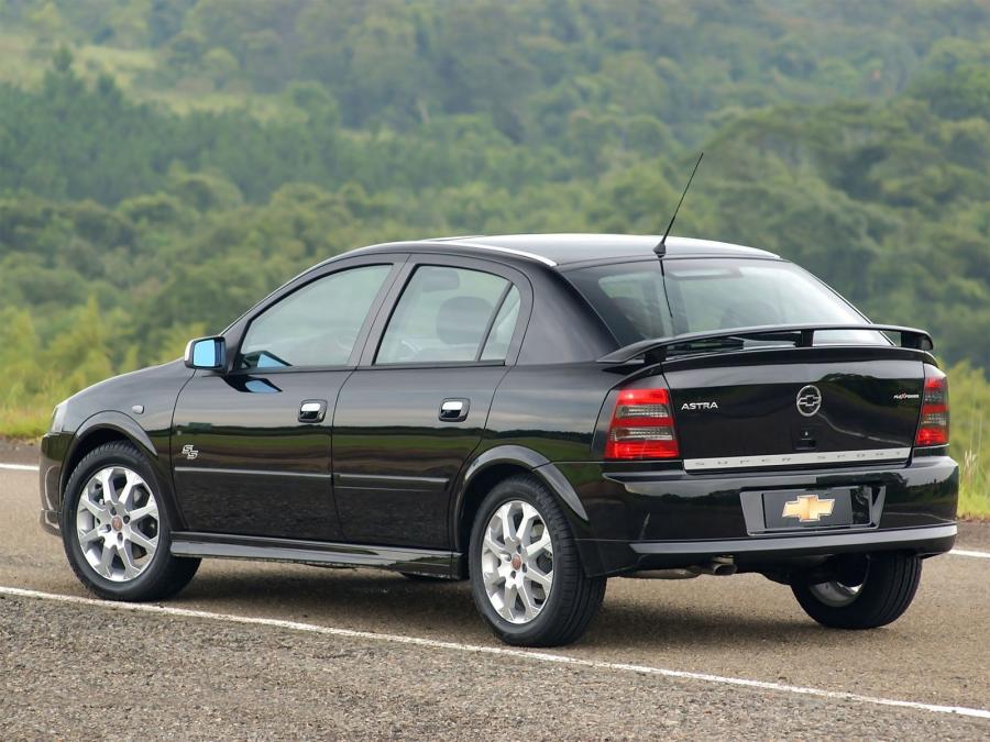  Chevrolet Astra SS 2005 года  (фото 8 из 10)